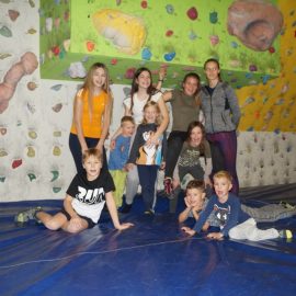 Jugend – Bouldern in der Naturfreundehalle