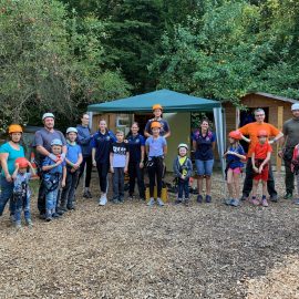 Jugend im Kletterpark „Natur macht Sinn“